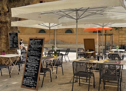 O'Gustus, une terrasse en plein centre au calme