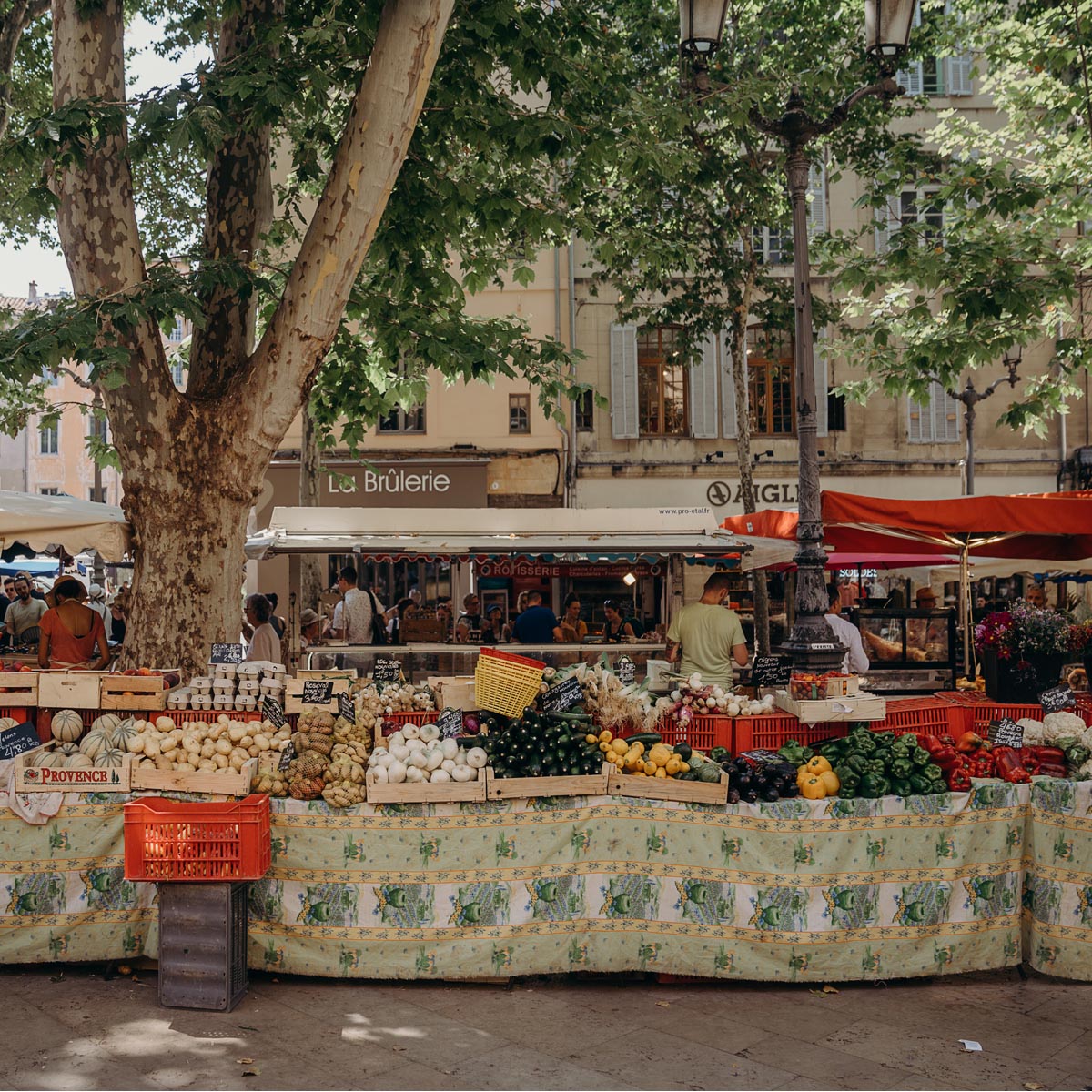 Marché fruits et légumes de la place Richelme