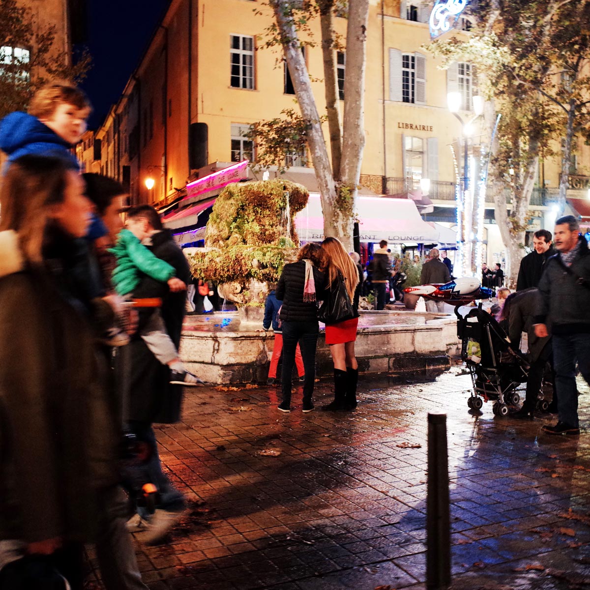 Marché nocturne d'Aix