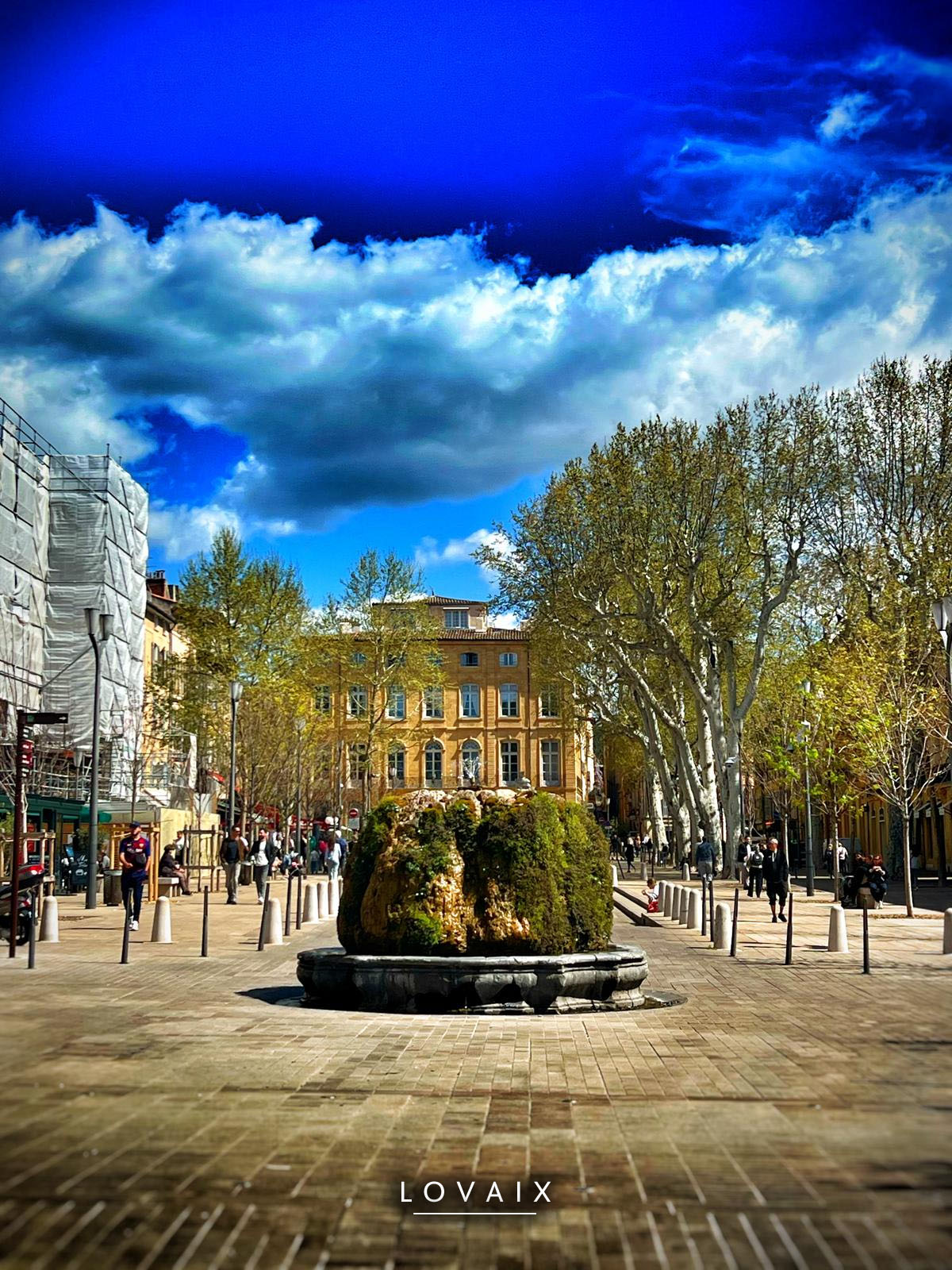 Le cours Mirabeau / Fontaine moussue